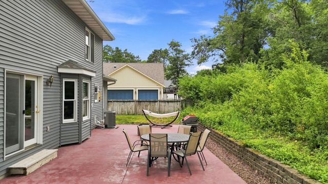 624 Galahad Road N, Hudson, WI 54016