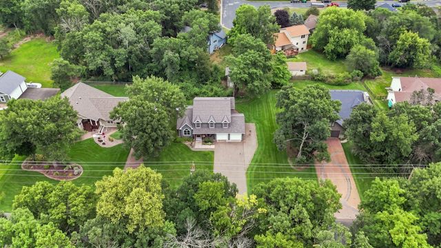 624 Galahad Road N, Hudson, WI 54016