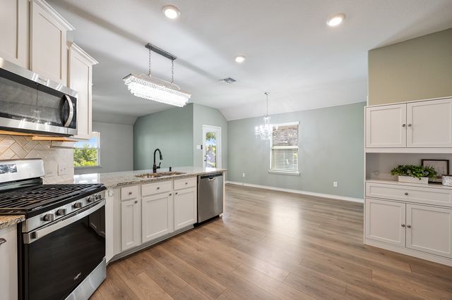 556 Declaration Way, Fate, TX 75189
