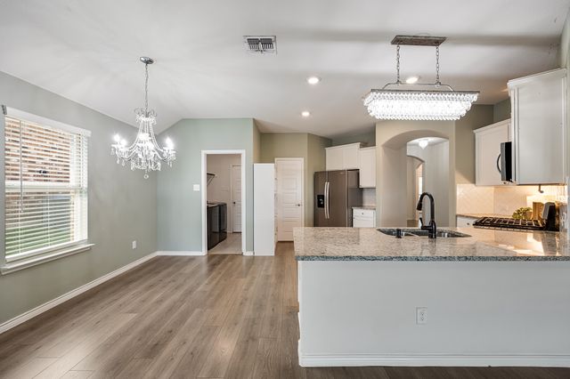 556 Declaration Way, Fate, TX 75189