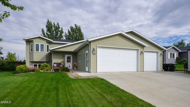 6420 Edgerly Lane, Lincoln, ND 58504 property photo