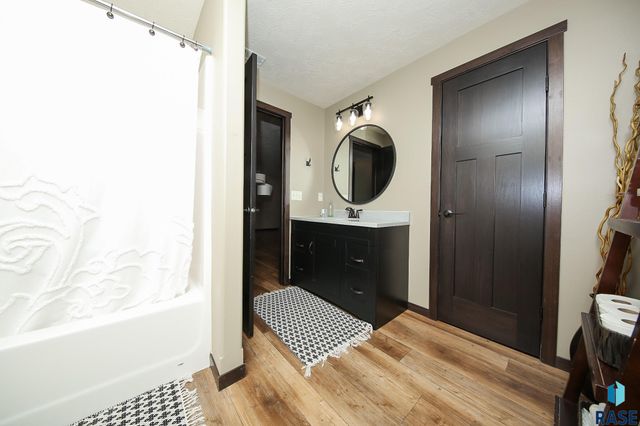 1116 N Archer Dr Drive, Sioux Falls, SD 57103