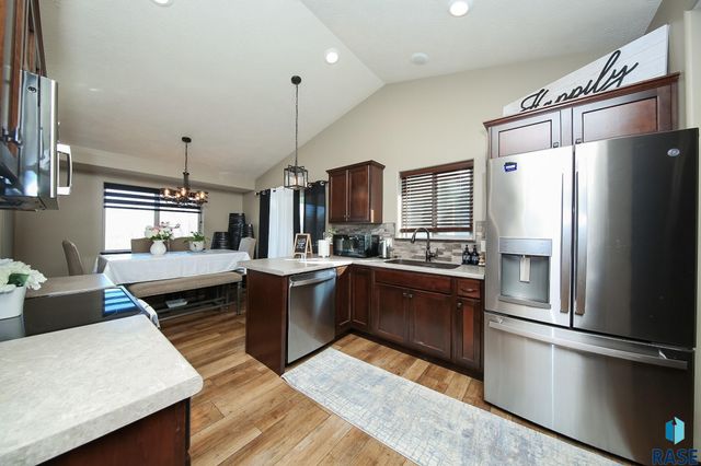 1116 N Archer Dr Drive, Sioux Falls, SD 57103