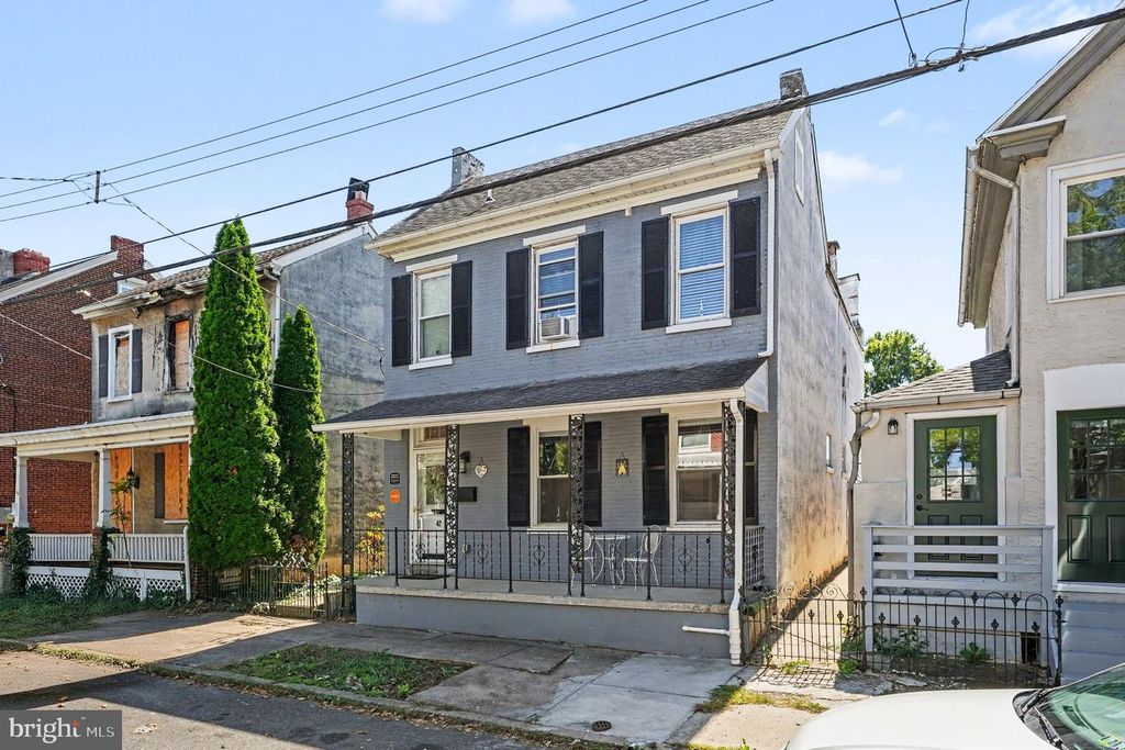 42 CHESTNUT ST, POTTSTOWN, PA 19464 — photo 3