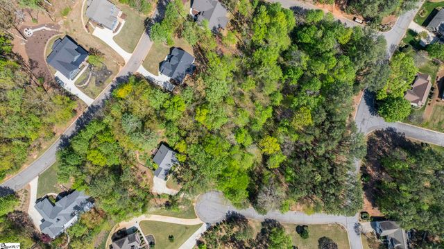 8 Silkvine Court, Travelers Rest, SC 29690