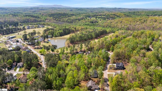 8 Silkvine Court, Travelers Rest, SC 29690