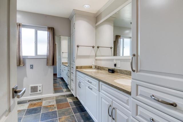 3313 Mansfield Ln, Modesto, CA 95350