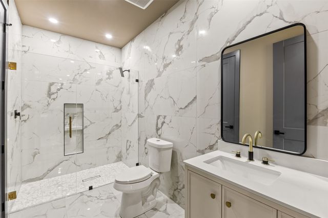 820 Lambert Street, Dallas, TX 75203
