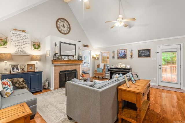 2110 Brush Mountain Trail, Paron, AR 72122