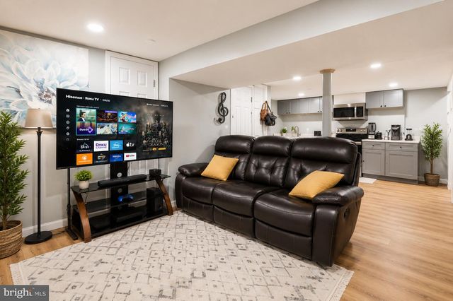40 RIGHT WING DR, Middle River, MD 21220