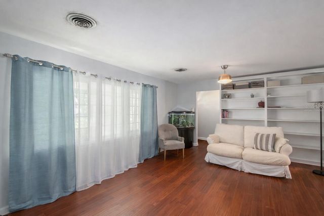 701 SE 49TH AVENUE, Ocala, FL 34471