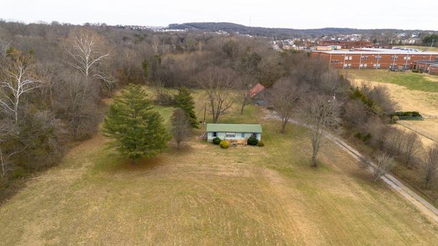 5824 Pettus Rd, Antioch, TN 37013