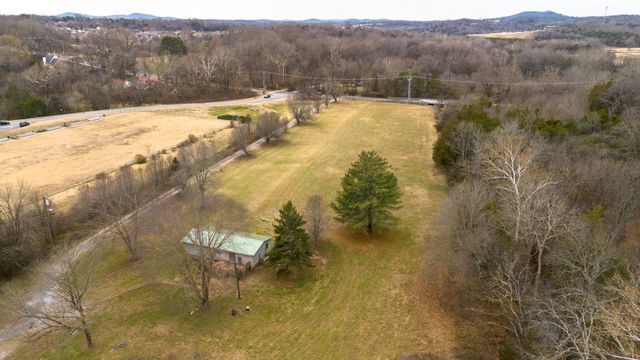 5824 Pettus Rd, Antioch, TN 37013