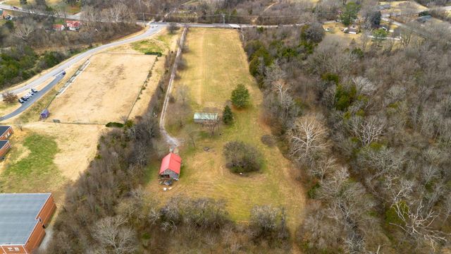 5824 Pettus Rd, Antioch, TN 37013