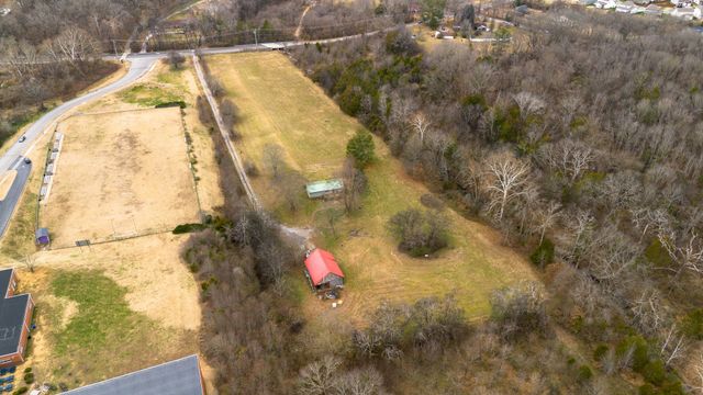 5824 Pettus Rd, Antioch, TN 37013