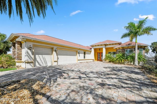 2227 S Palmetto Avenue, South Daytona, FL 32119