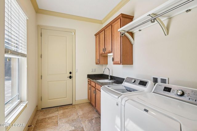 2227 S Palmetto Avenue, South Daytona, FL 32119