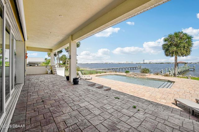 2227 S Palmetto Avenue, South Daytona, FL 32119