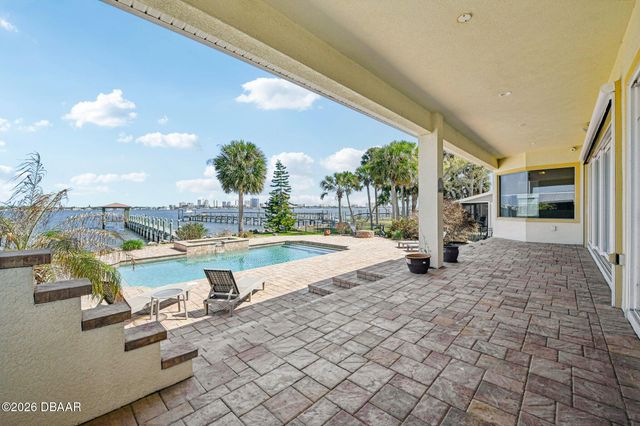 2227 S Palmetto Avenue, South Daytona, FL 32119