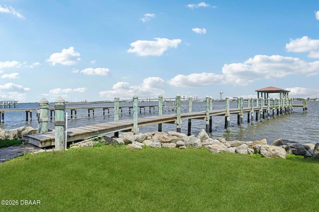 2227 S Palmetto Avenue, South Daytona, FL 32119