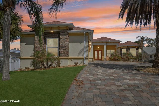 2227 S Palmetto Avenue, South Daytona, FL 32119