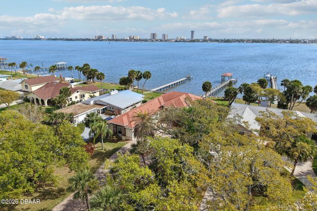 2227 S Palmetto Avenue, South Daytona, FL 32119