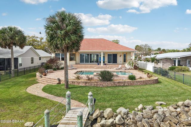 2227 S Palmetto Avenue, South Daytona, FL 32119