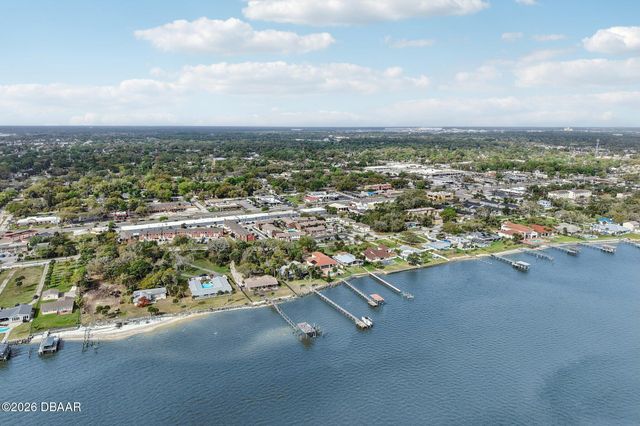 2227 S Palmetto Avenue, South Daytona, FL 32119