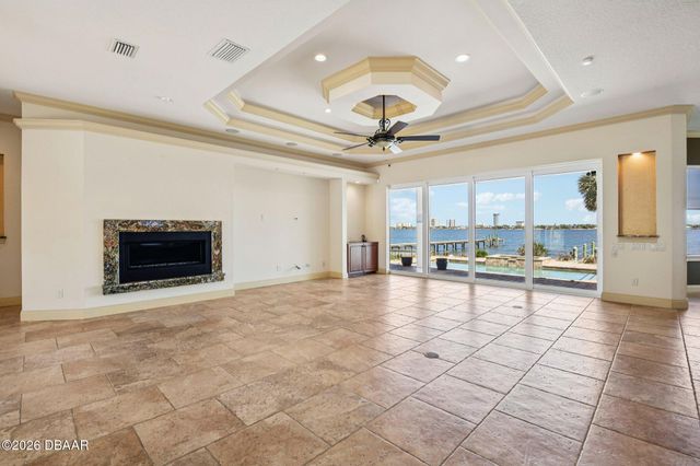 2227 S Palmetto Avenue, South Daytona, FL 32119