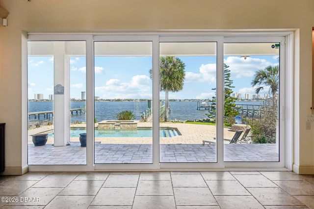 2227 S Palmetto Avenue, South Daytona, FL 32119