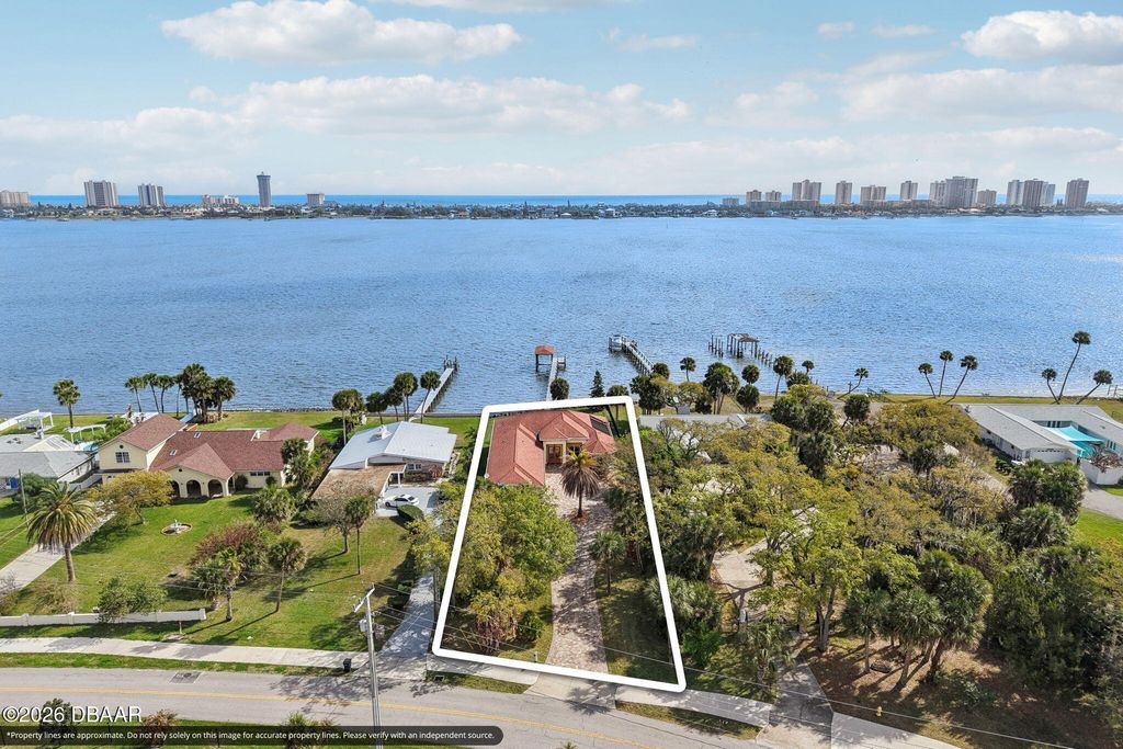 2227 S Palmetto Avenue, South Daytona, FL 32119