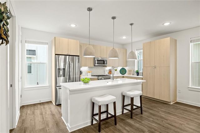 2624 Metcalfe RD 8, Austin, TX 78741