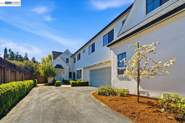 3550 Vine St, Pleasanton, CA 94566