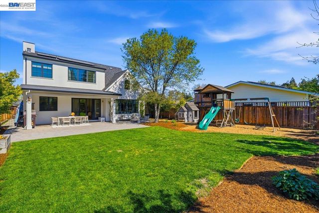 3550 Vine St, Pleasanton, CA 94566