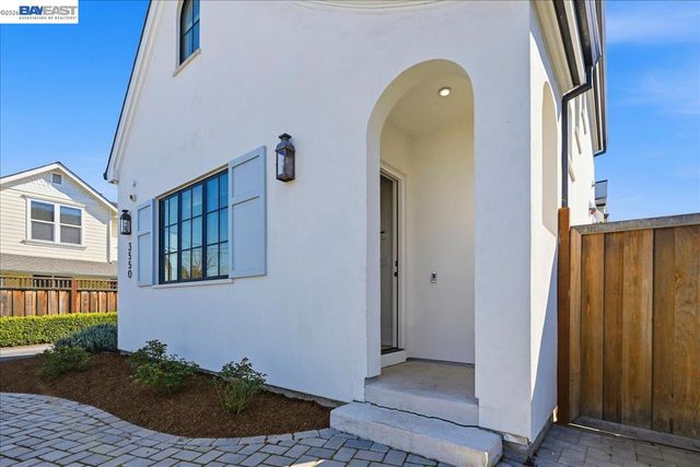 3550 Vine St, Pleasanton, CA 94566
