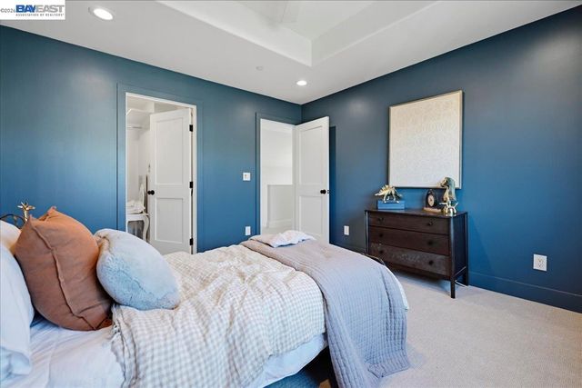 3550 Vine St, Pleasanton, CA 94566