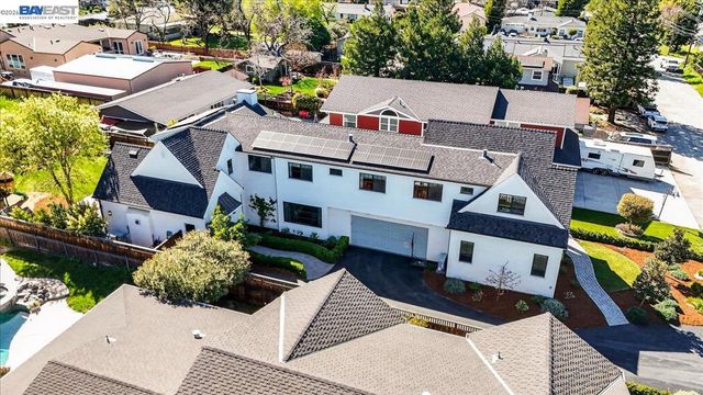 3550 Vine St, Pleasanton, CA 94566
