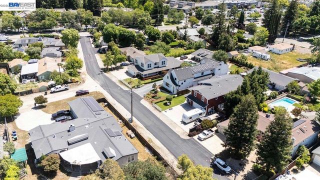 3550 Vine St, Pleasanton, CA 94566