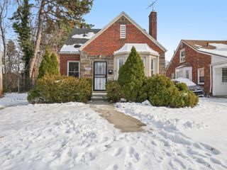 19350 Griggs Street, Detroit, MI 48221