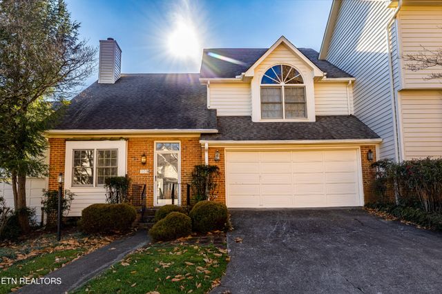 905 Glennshire Drive, Knoxville, TN 37923