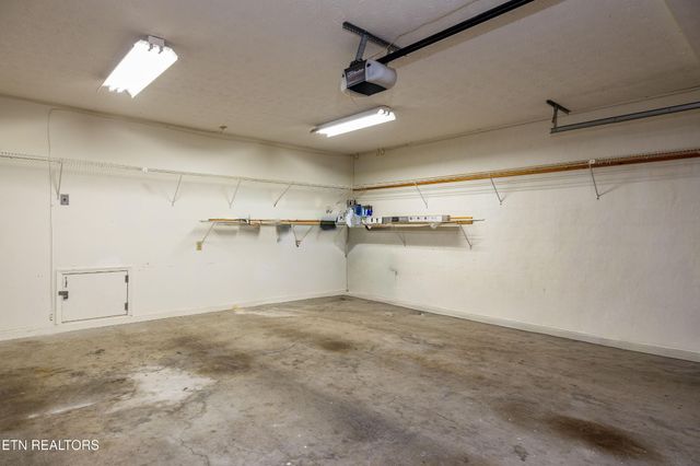 905 Glennshire Drive, Knoxville, TN 37923