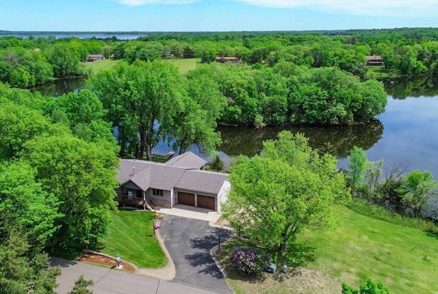 19643 71st Street NE, New London, MN 56273