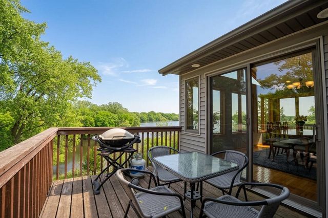 19643 71st Street NE, New London, MN 56273