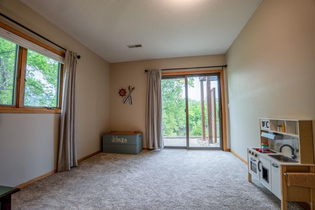 19643 71st Street NE, New London, MN 56273