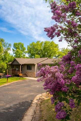 19643 71st Street NE, New London, MN 56273