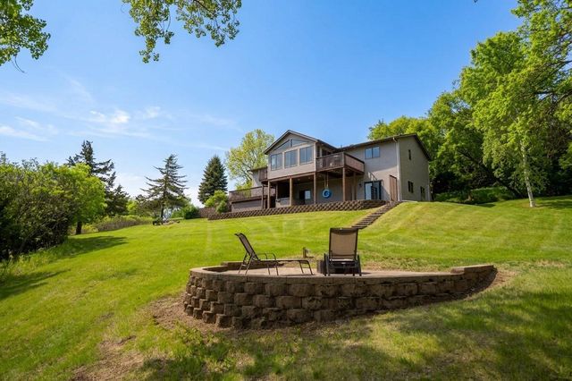 19643 71st Street NE, New London, MN 56273