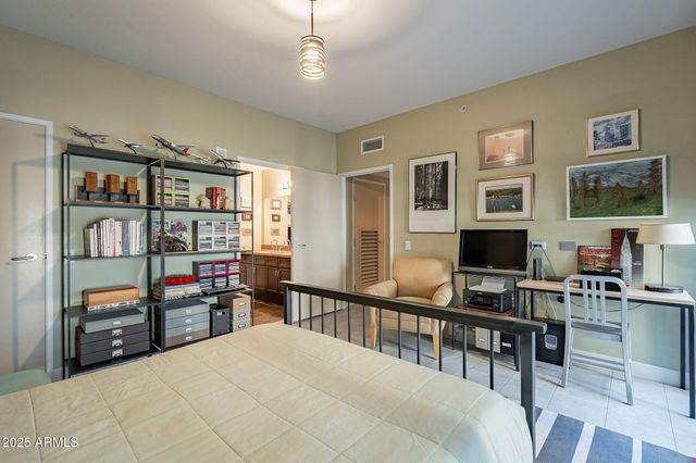 4808 N 24TH Street 305, Phoenix, AZ 85016