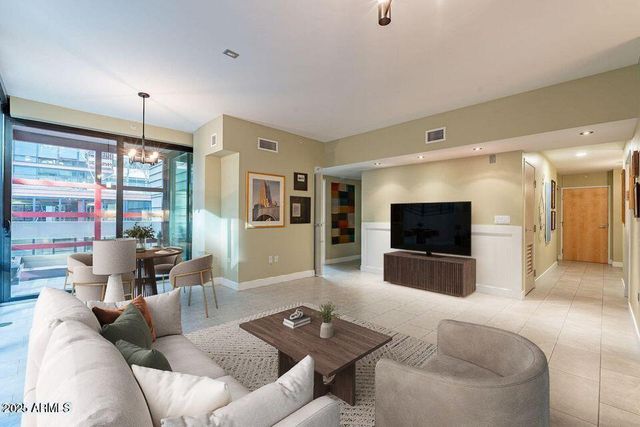 4808 N 24TH Street 305, Phoenix, AZ 85016