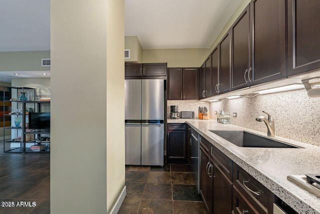 4808 N 24TH Street 305, Phoenix, AZ 85016