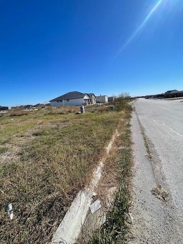 261 Rustler PASS, Kyle, TX 78640